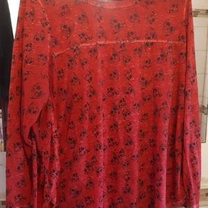 Skull long sleeved top